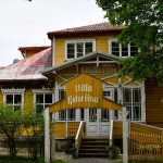 Discover the historic wooden Villa Katariina hotel in serene Pärnu, Estonia.